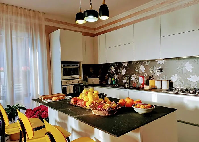 Monti E Mare Frühstückspension Lanusei