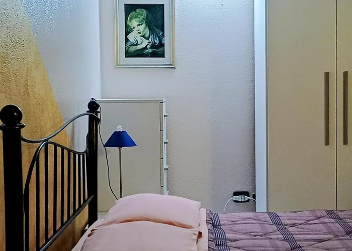 Monti E Mare Frühstückspension Lanusei