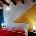 Bed & Breakfast Monti E Mare 3*