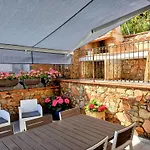 Monti E Mare Bed & Breakfast