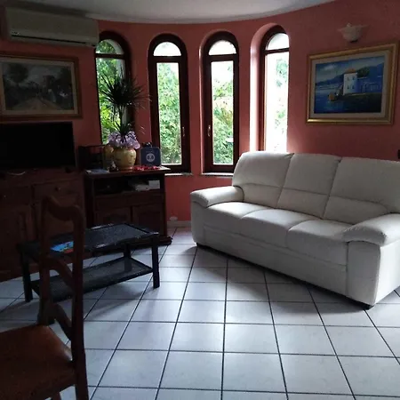 Monti E Mare לאנוסיי