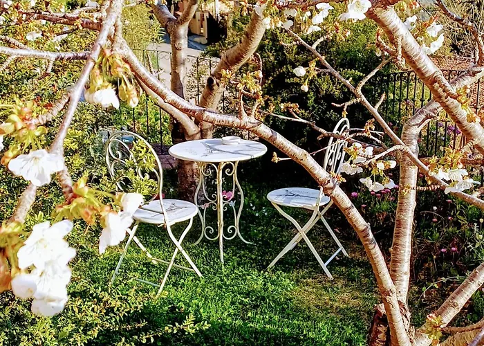 Bed & Breakfast Monti E Mare Lanusei