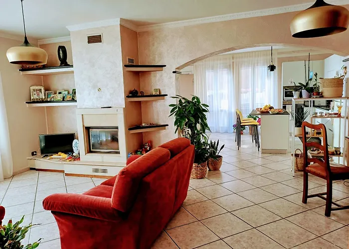 Bed & Breakfast Monti E Mare Lanusei