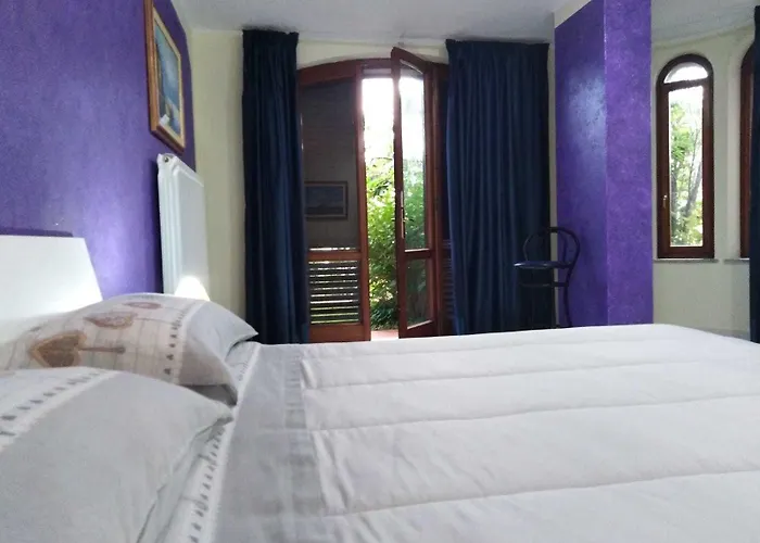 Panzió Monti E Mare 3*