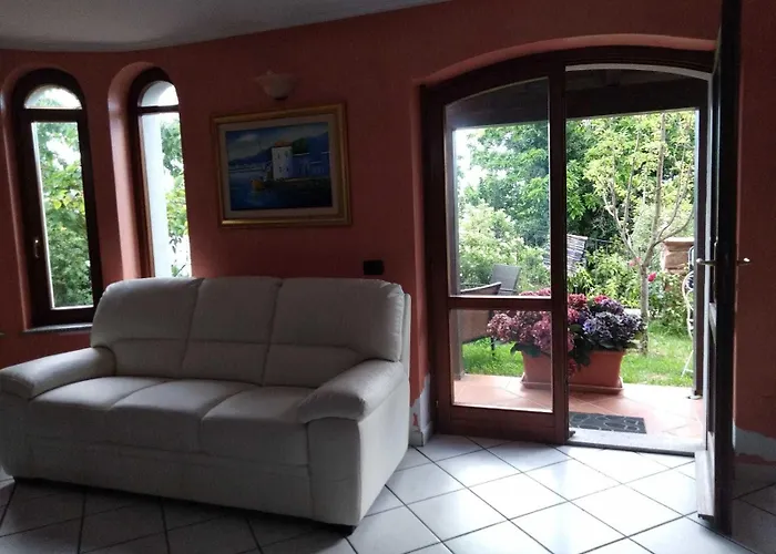 Monti E Mare Bed & Breakfast