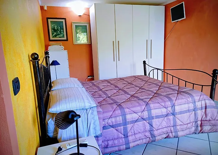 Bed & Breakfast Monti E Mare Lanusei